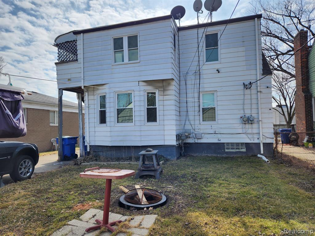 7543 PAIGE Avenue, Warren, MI 48091 — Photo 13