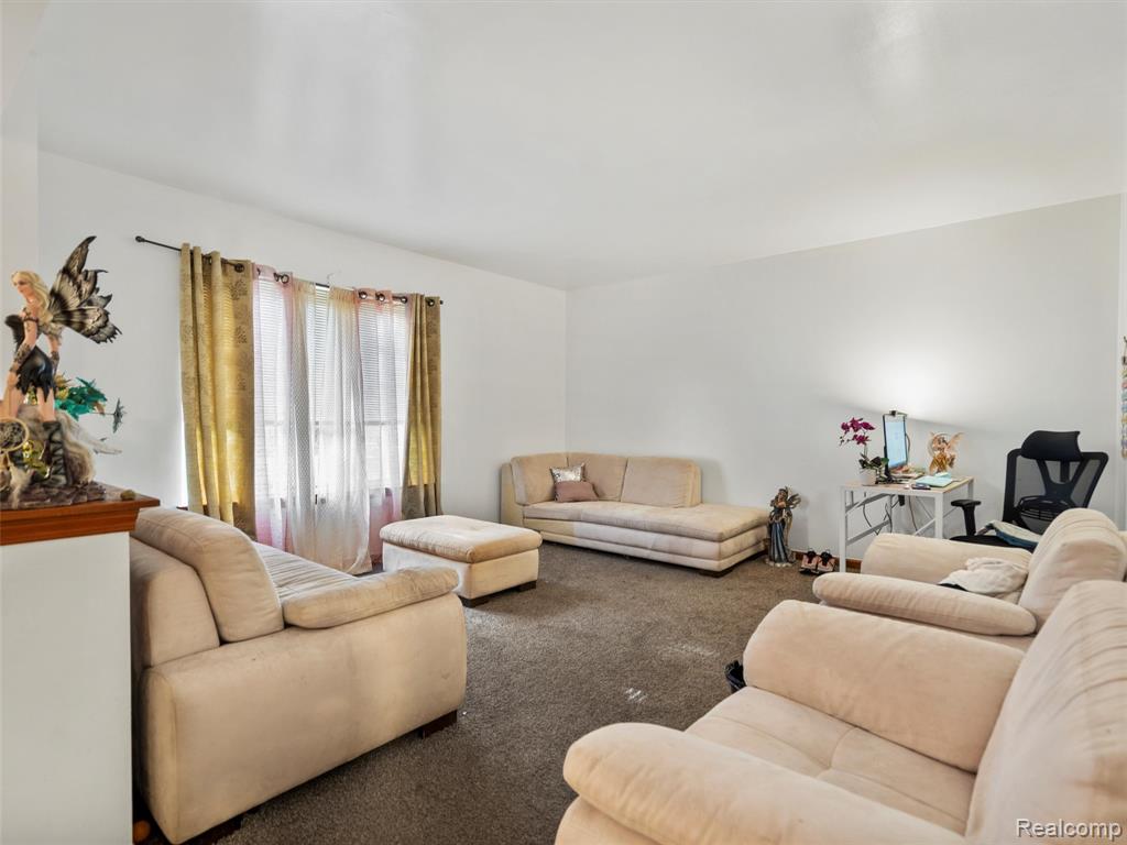 50695 Sass Road, Chesterfield, MI 48047 — Photo 6