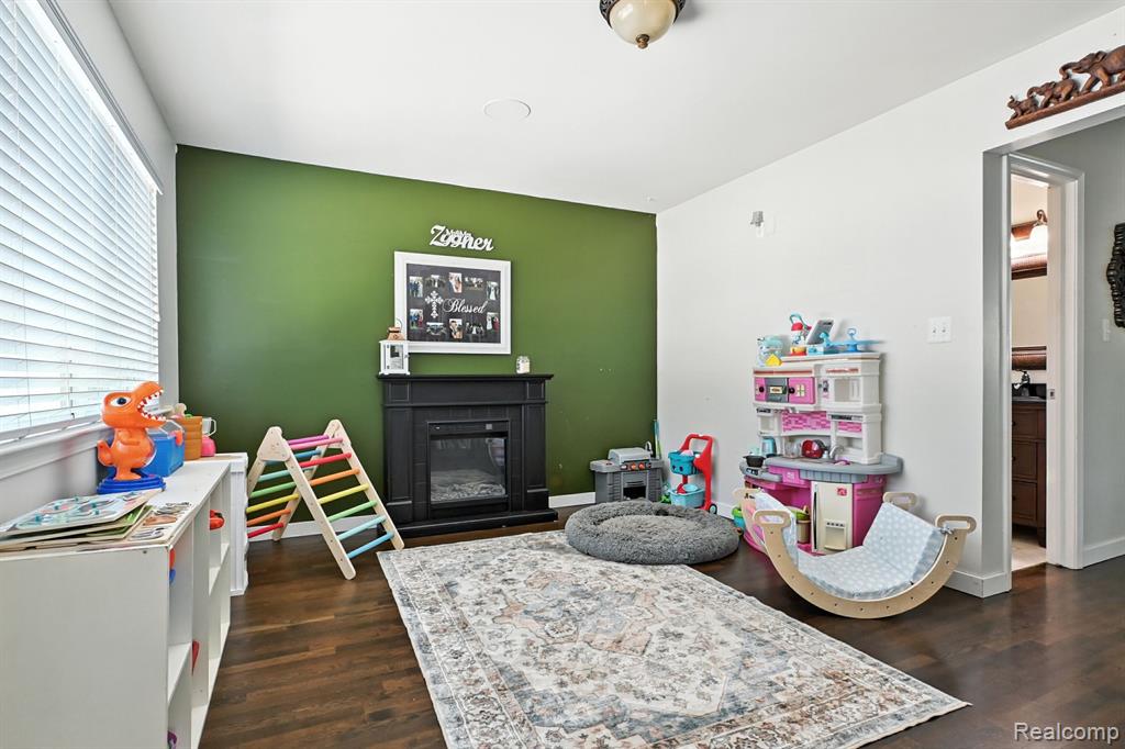 800 Birdsong Drive, Milford, MI 48381 — Photo 9