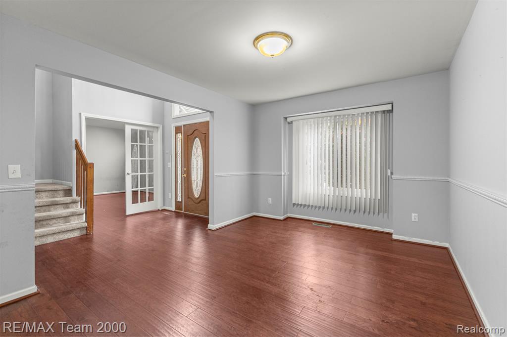 51336 Pinewood Drive, Macomb, MI 48042 — Photo 11