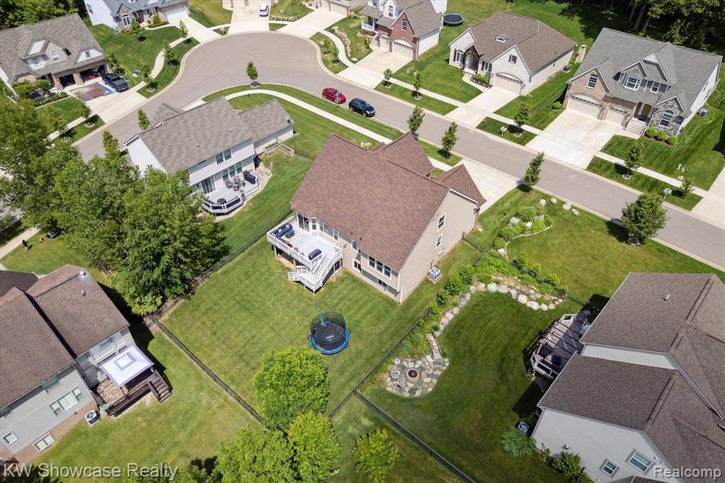 540 NAPA VALLEY Drive, Milford, MI 48381 — Photo 34