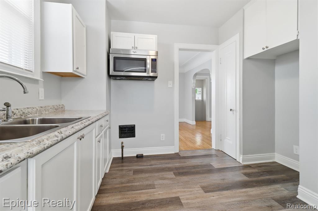 9535 Terry Street, Detroit, MI 48227 — Photo 15