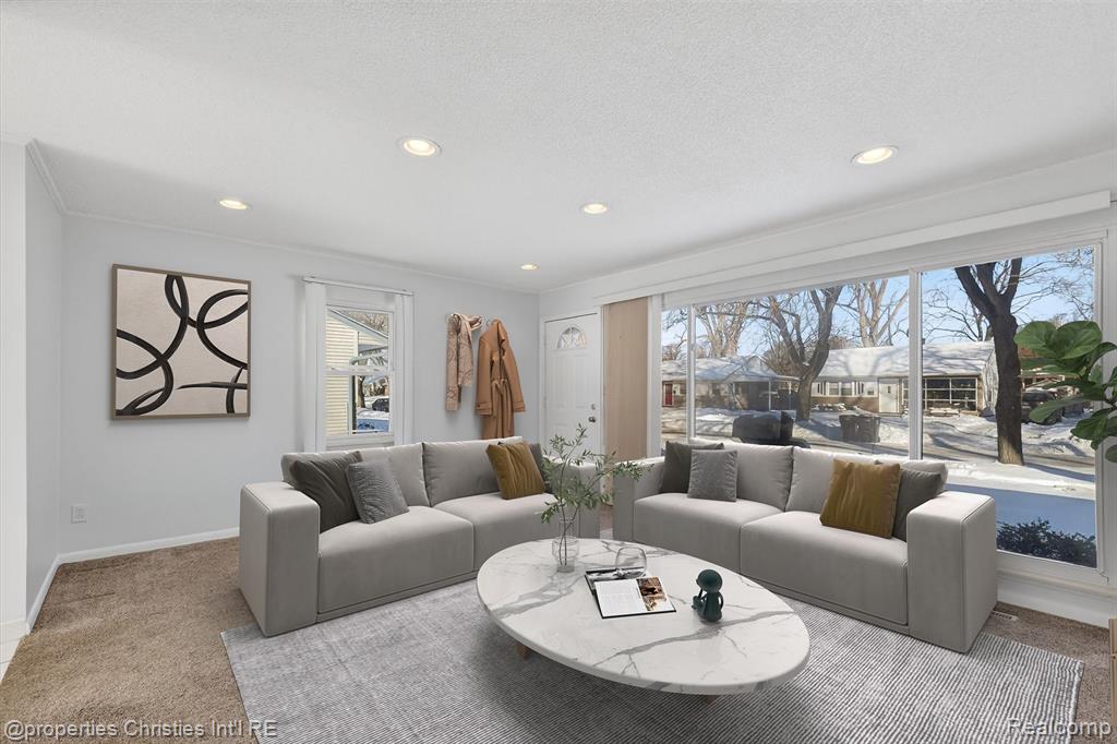 10111 Troy Street, Oak Park, MI, 48237