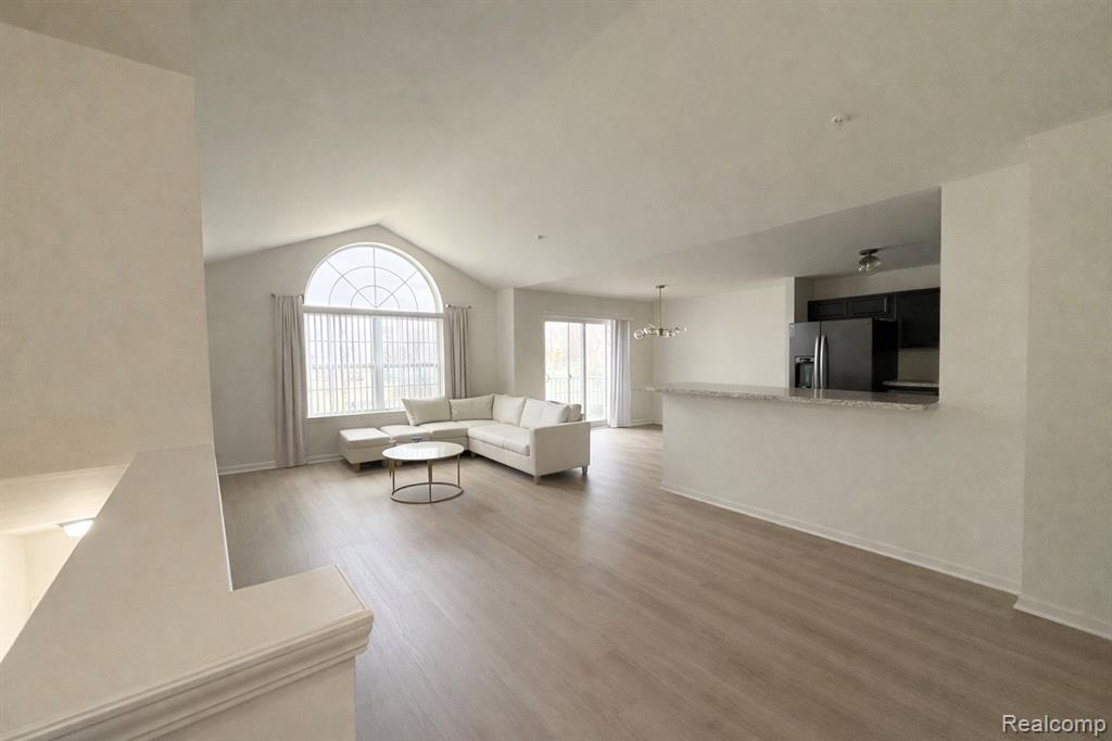 51843 E Pointe Lane, New Baltimore, MI — Photo 3