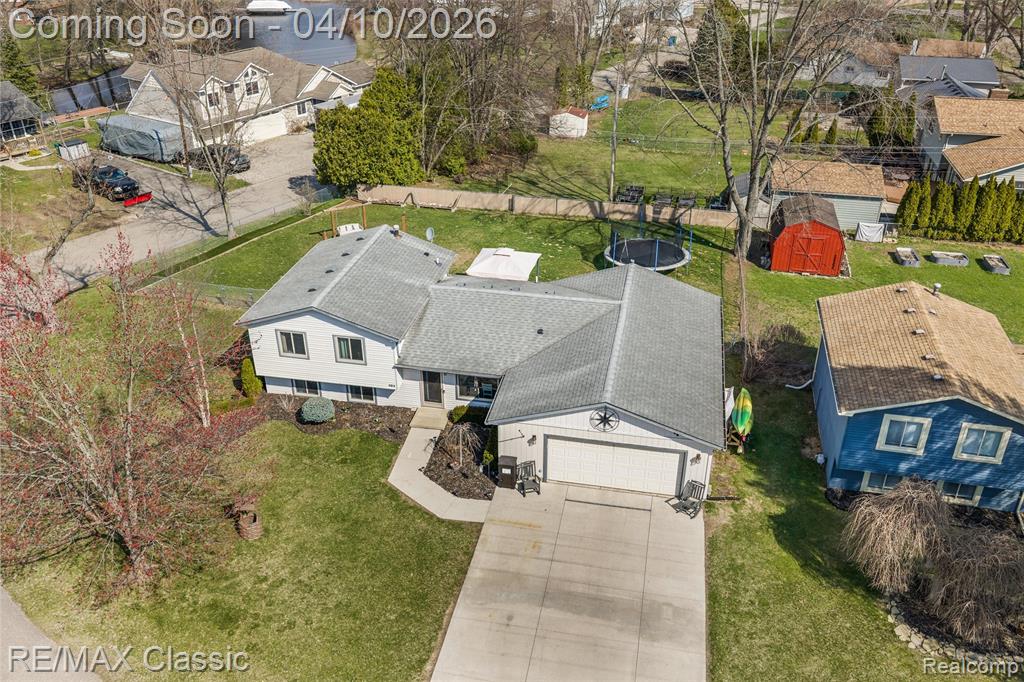 484 W Beechdale Street, Commerce Twp, MI 48382 — Photo 33