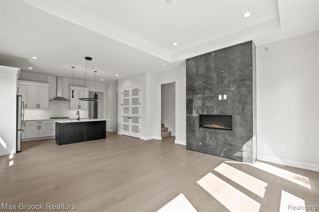 7479 Gramercy Circle, 16, West Bloomfield, MI — Photo 11