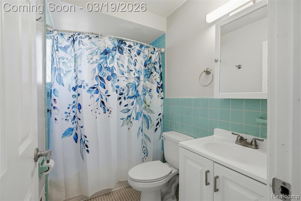 4030 W 13 Mile Road, J2, Royal Oak, MI 48073 — Photo 9
