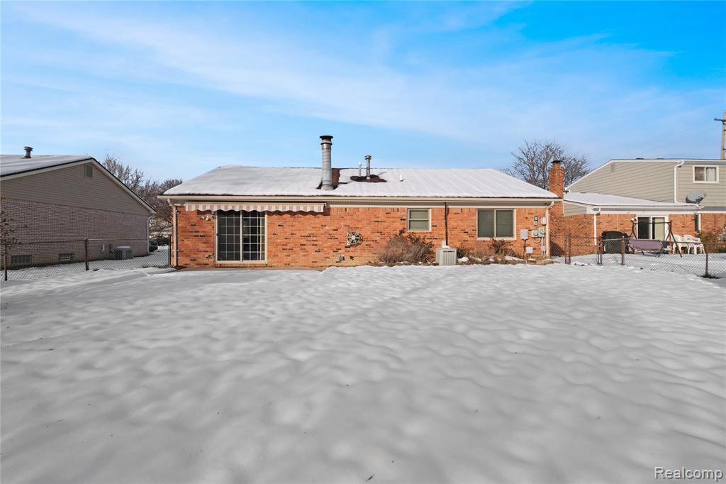 43529 Oakbrook Road, Canton, MI, 48187