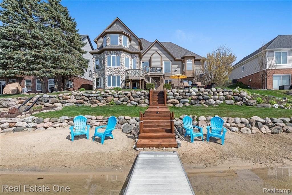 566 BAY POINTE Drive, Oxford, MI 48371 — Photo 66