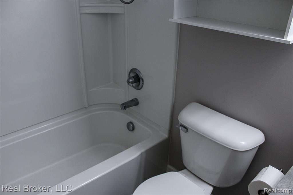 1313 Secretariat Way, Howell, MI 48843 — Photo 31