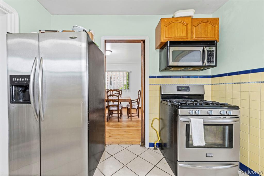 17500 Pennington Drive, Detroit, MI 48221 — Photo 10
