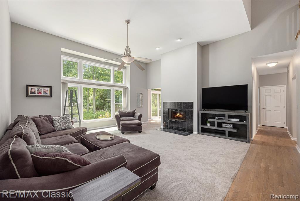45483 Addington Lane, Novi, MI — Photo 8