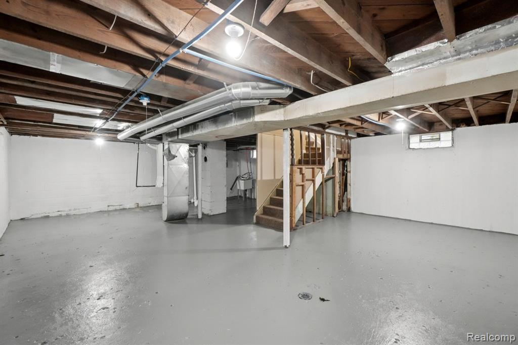 9072 Burt Road, Detroit, MI 48228 — Photo 22