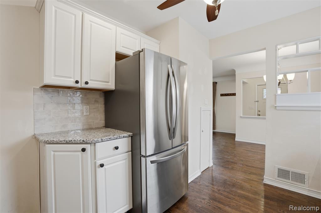 831 Loyola Drive, Ann Arbor, MI 48103 — Photo 11