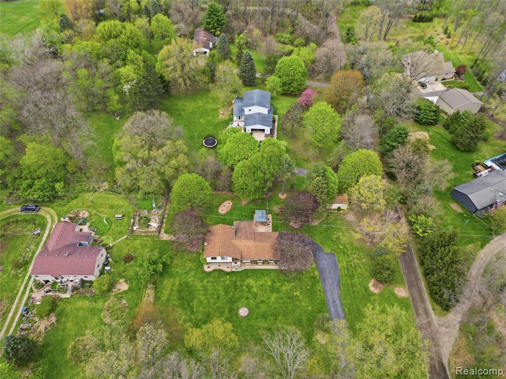 1525 E Dawson Road, Milford, MI 48381 — Photo 10