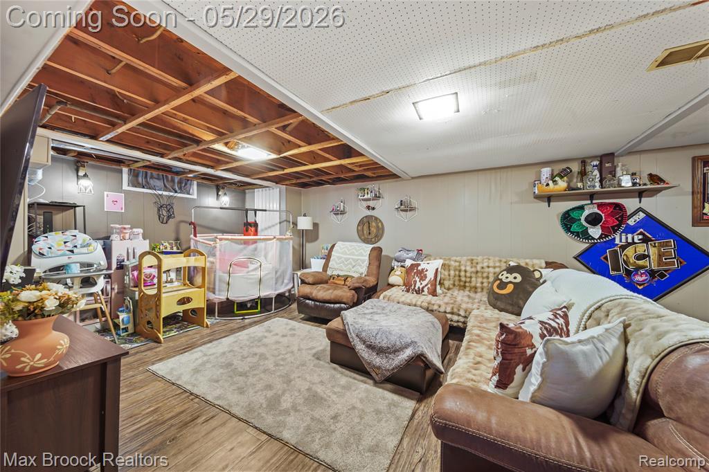 9301 Dixie, Redford, MI 48239 — Photo 19