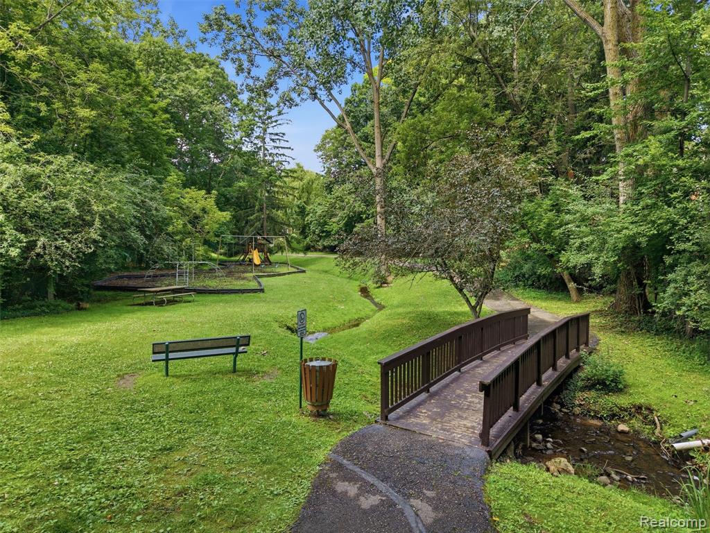 4367 Yorktown Drive, West Bloomfield, MI 48323 — Photo 53