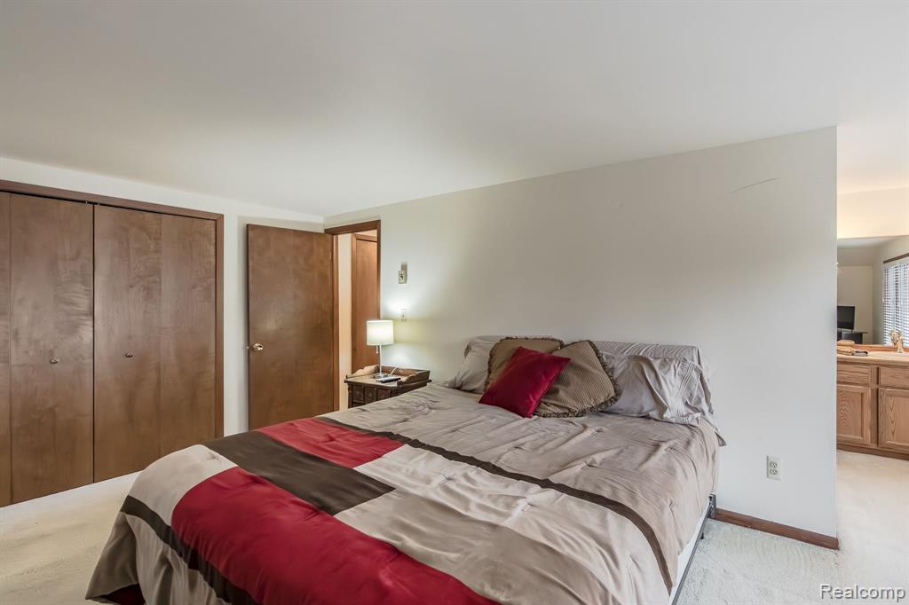 9149 LONGCROFT Drive, White Lake, MI — Photo 41