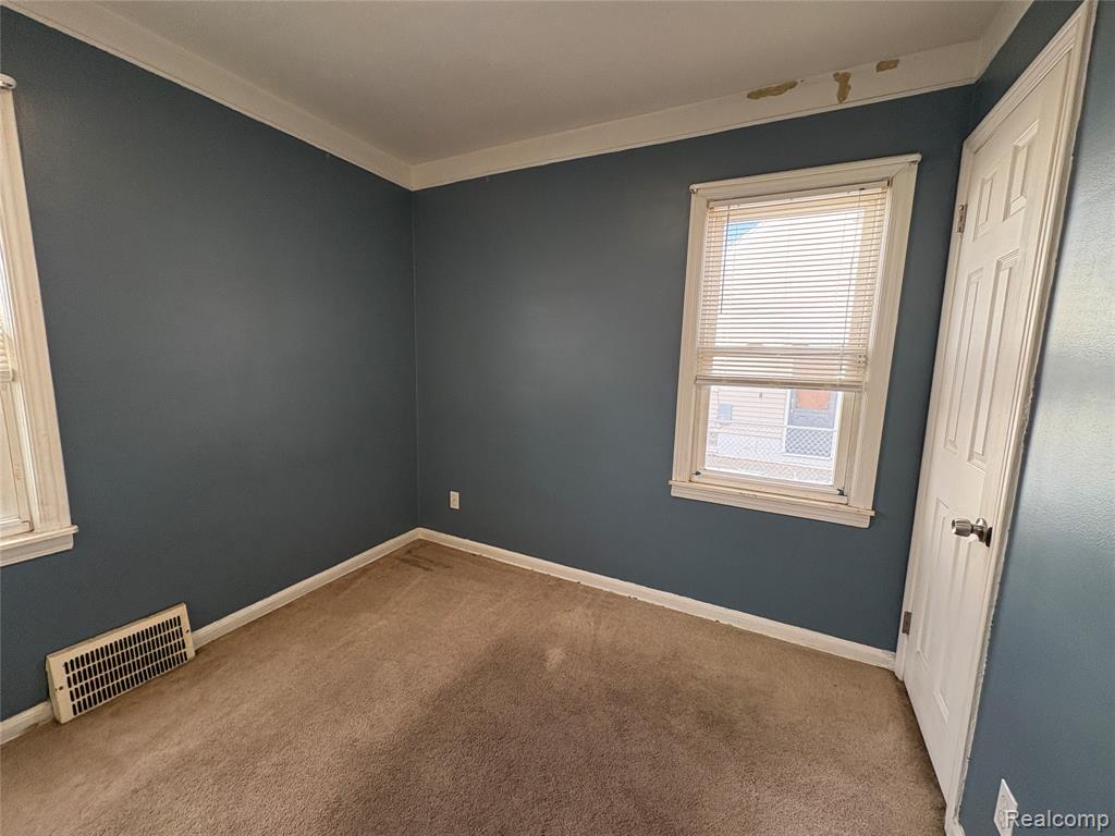 4216 Syracuse Street, Dearborn Heights, MI 48125 — Photo 12