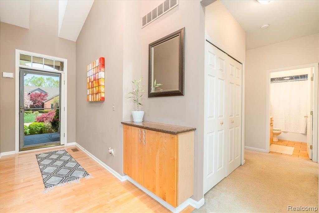 47037 MARINA Drive, Belleville, MI 48111 — Photo 4