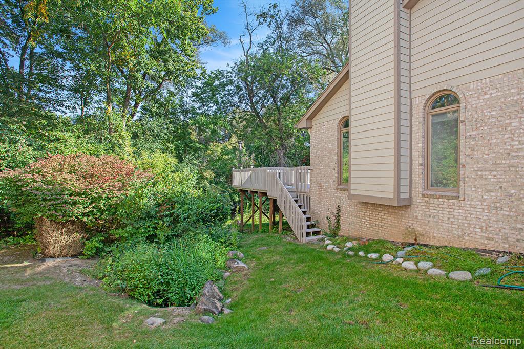 6830 Heron Point, West Bloomfield, MI 48323 — Photo 38