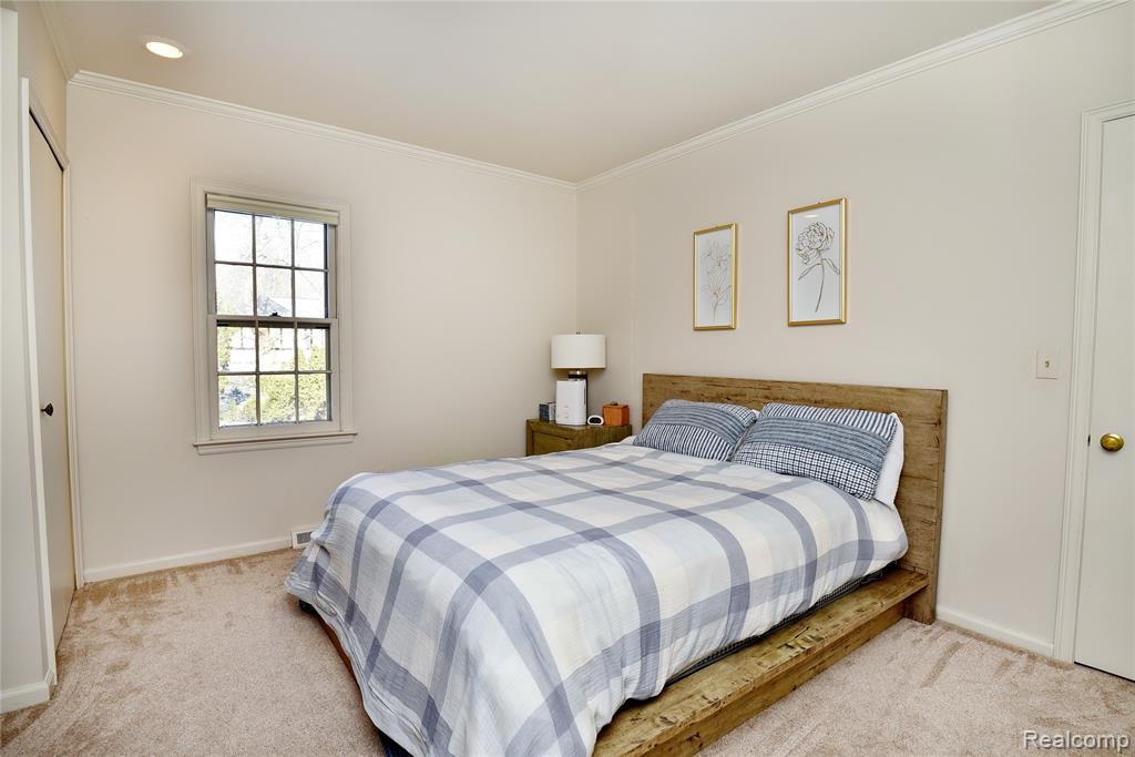 799 E Long Lake Road, Bloomfield Hills, MI 48304 — Photo 11