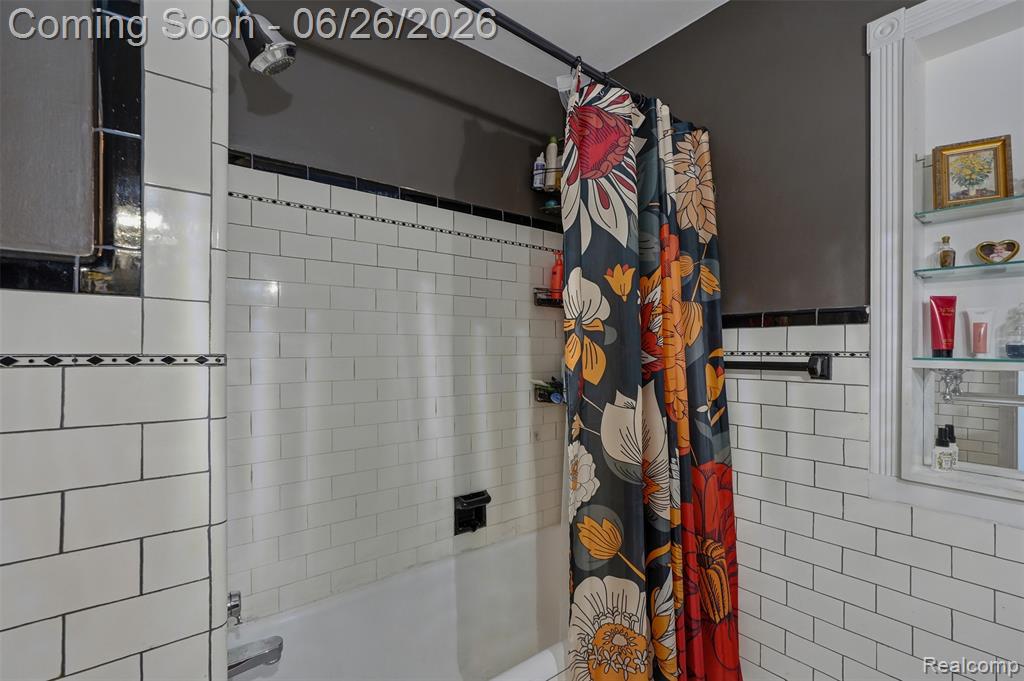 461 Manor Street, Grosse Pointe Farms, MI 48236 — Photo 20