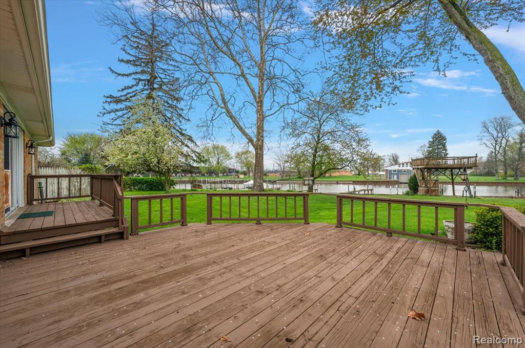 25651 S River Road, Harrison Township, MI — Photo 46