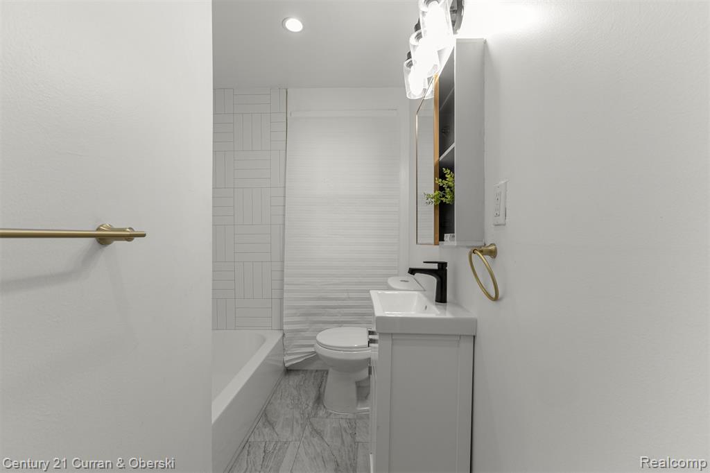 14861 Saint Marys Street, Detroit, MI 48227 — Photo 13