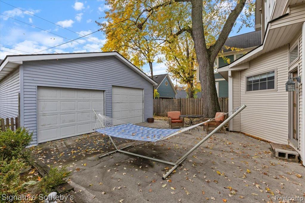 888 HUMPHREY AVE, Birmingham, MI 48009 — Photo 19