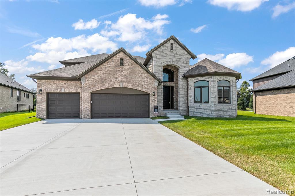 45190 TWIN RIVER Drive, Macomb, MI 48044 — Photo 8