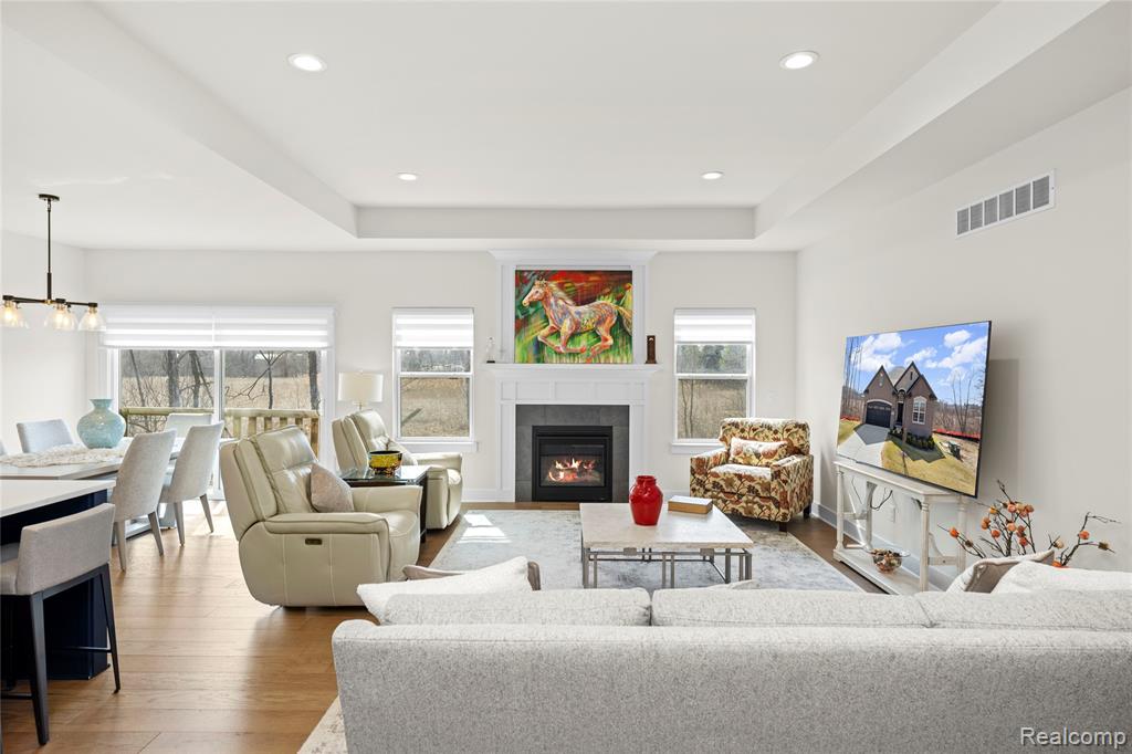 7841 Trailside Court, West Bloomfield, MI 48323 — Photo 14