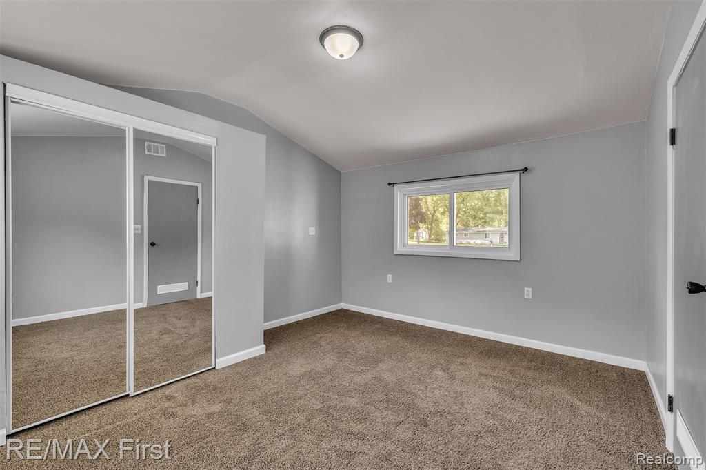 5052 Mary Sue Avenue, Clarkston, MI — Photo 16