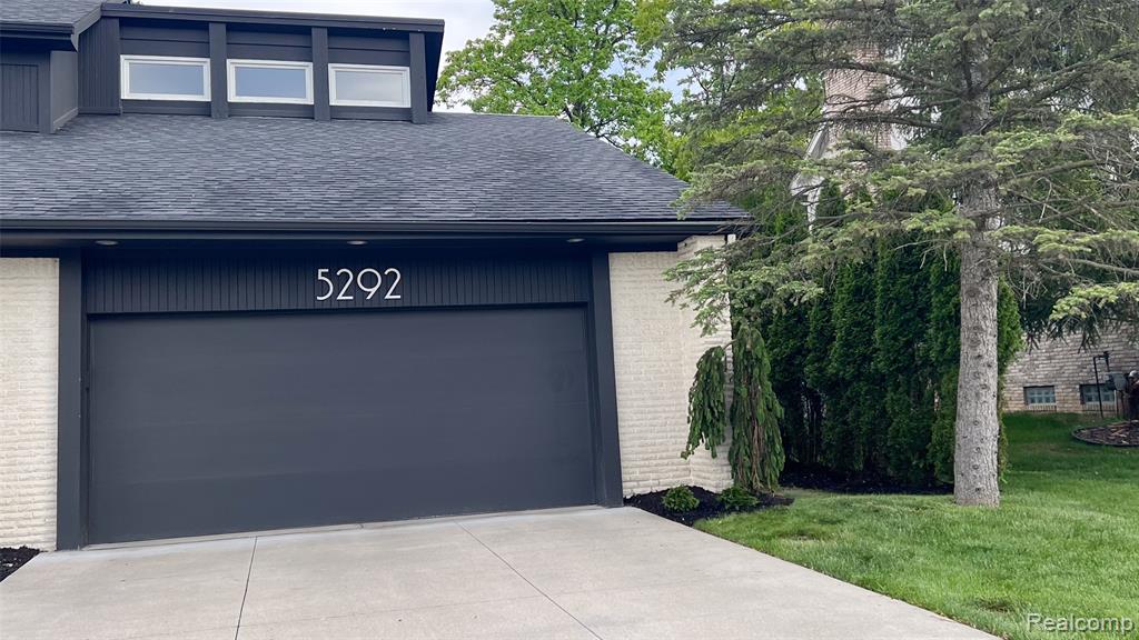 5292 Pond Bluff Drive, West Bloomfield, MI 48323 — Photo 72
