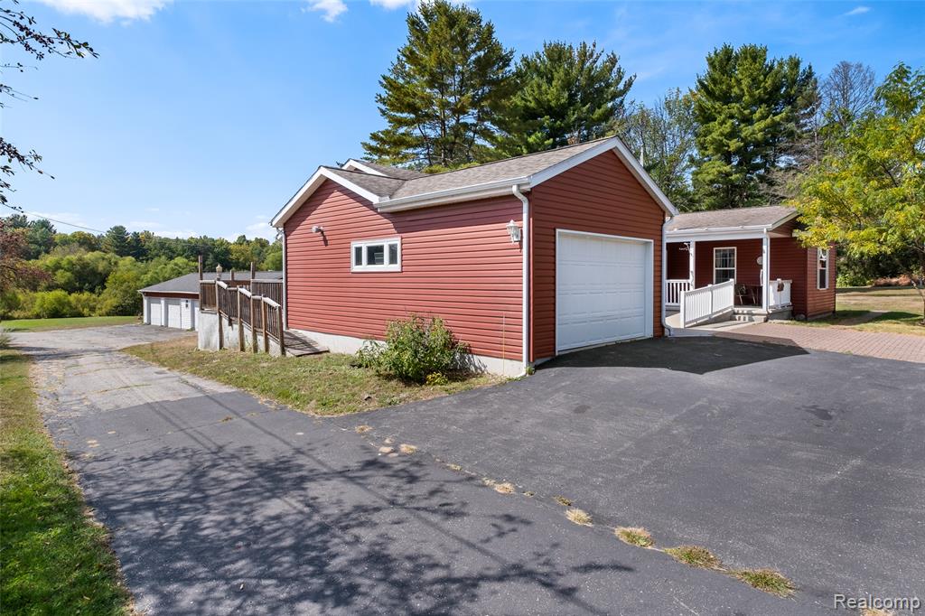 18415 12 Mile Road, Big Rapids, MI 49307 — Photo 26