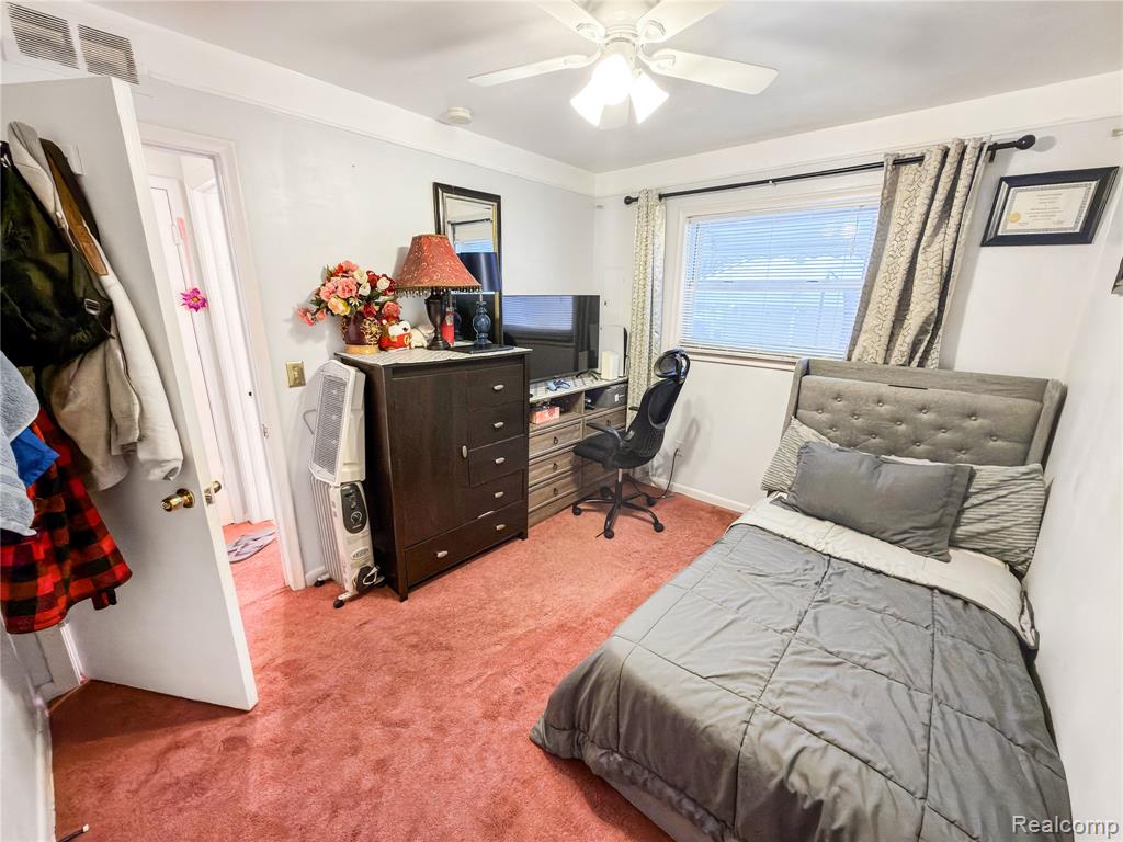4710 Edgewood Street, Dearborn Heights, MI 48125 — Photo 19