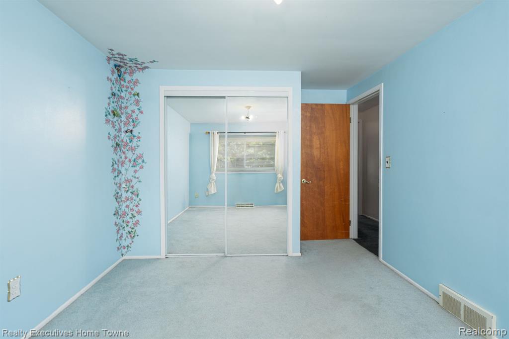 30539 Lund Avenue, Warren, MI 48093 — Photo 48