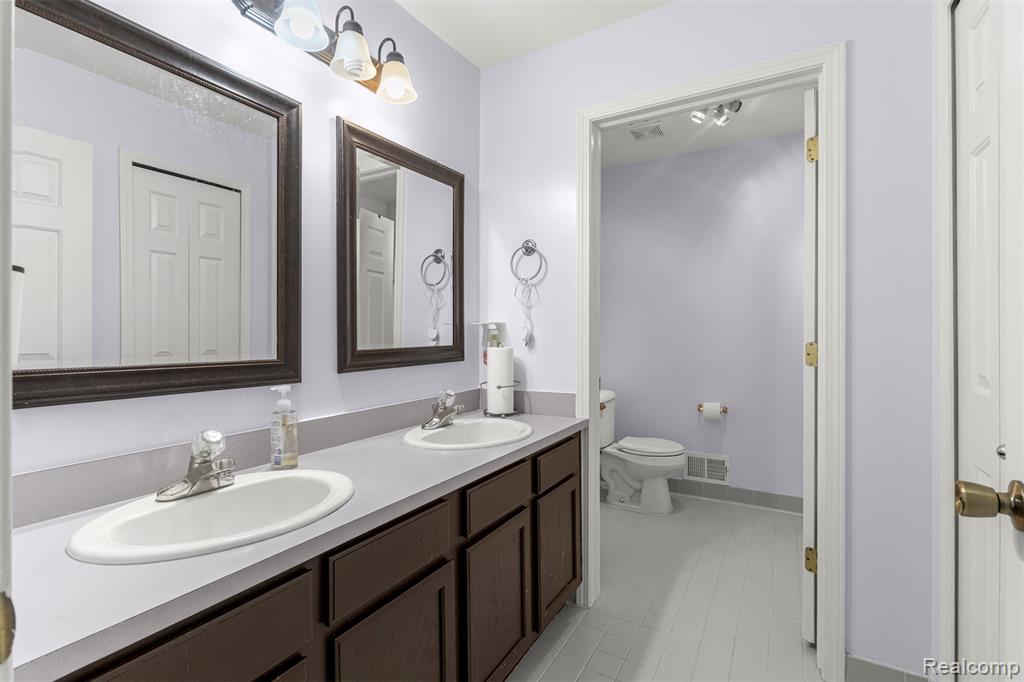6950 Anna Drive, Van Buren, MI 48111 — Photo 36