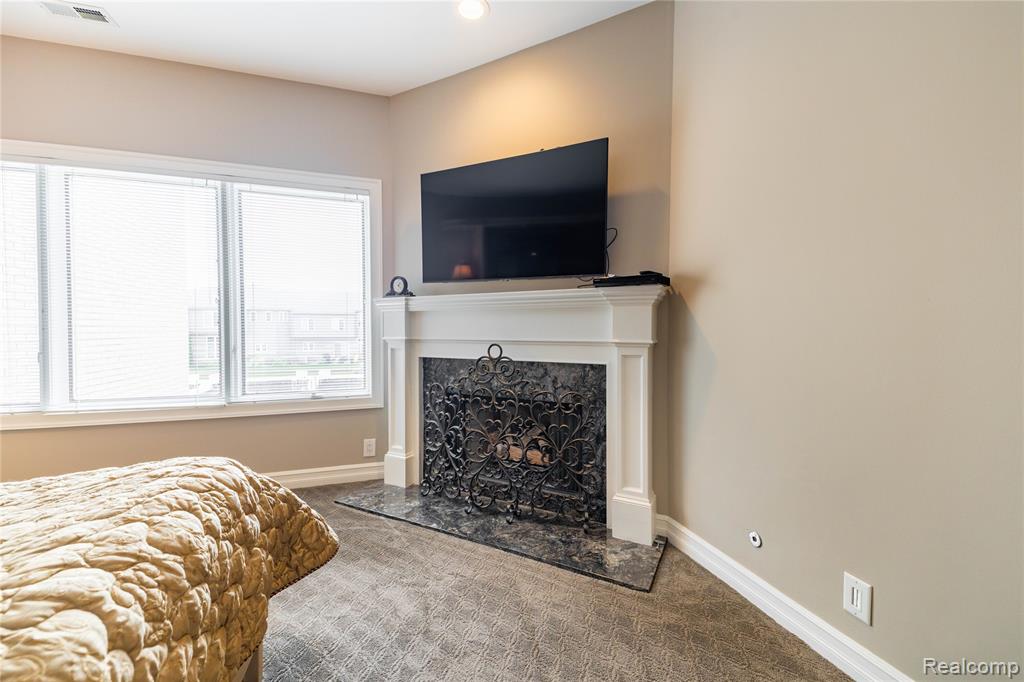 24 Kreger Drive, Wyandotte, MI 48192 — Photo 25