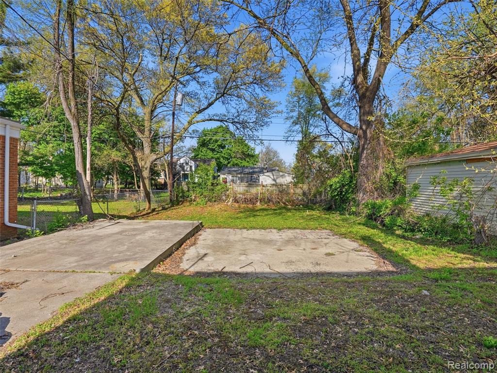 20839 Reimanville Avenue, Ferndale, MI 48220 — Photo 23
