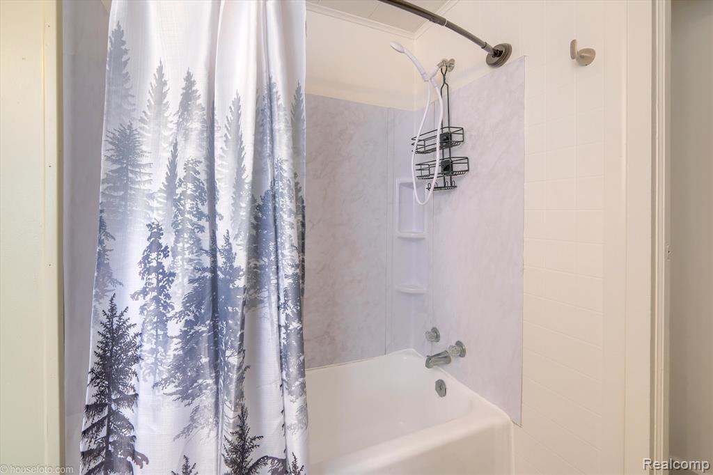 29 Law Street, Lapeer, MI 48446 — Photo 21