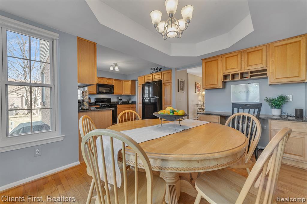 46408 DOUBLETREE Road, Canton, MI 48187 — Photo 21