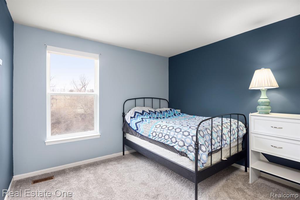 7737 TURRILLIUM Lane, Waterford, MI 48327 — Photo 19