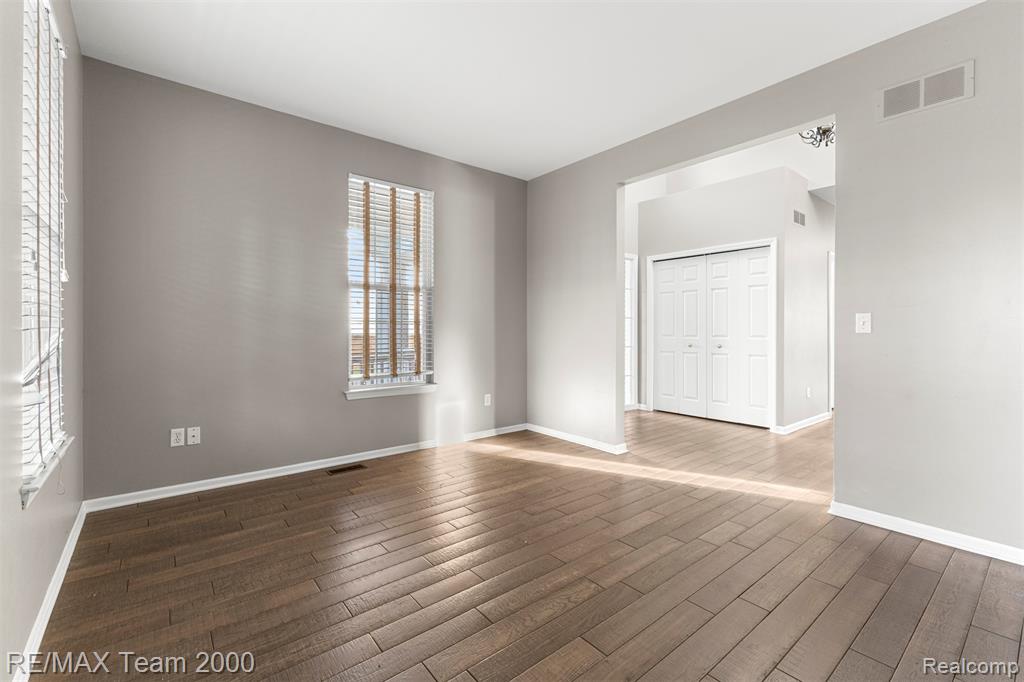 7314 Village Park Drive, Clarkston, MI — Photo 14