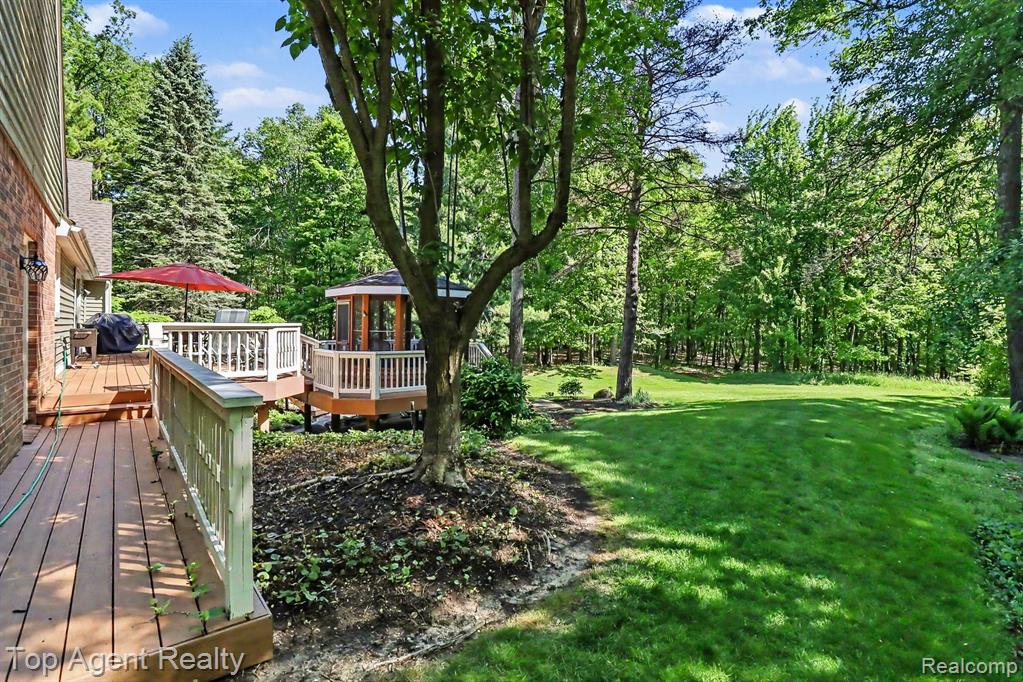 2411 Farmbrook Trail, Oxford, MI 48370 — Photo 25