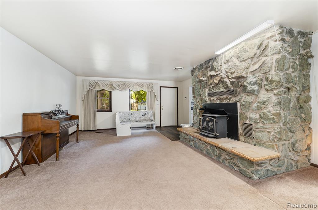 3977 Snowberry Road, Bridgeport, MI 48722 — Photo 5