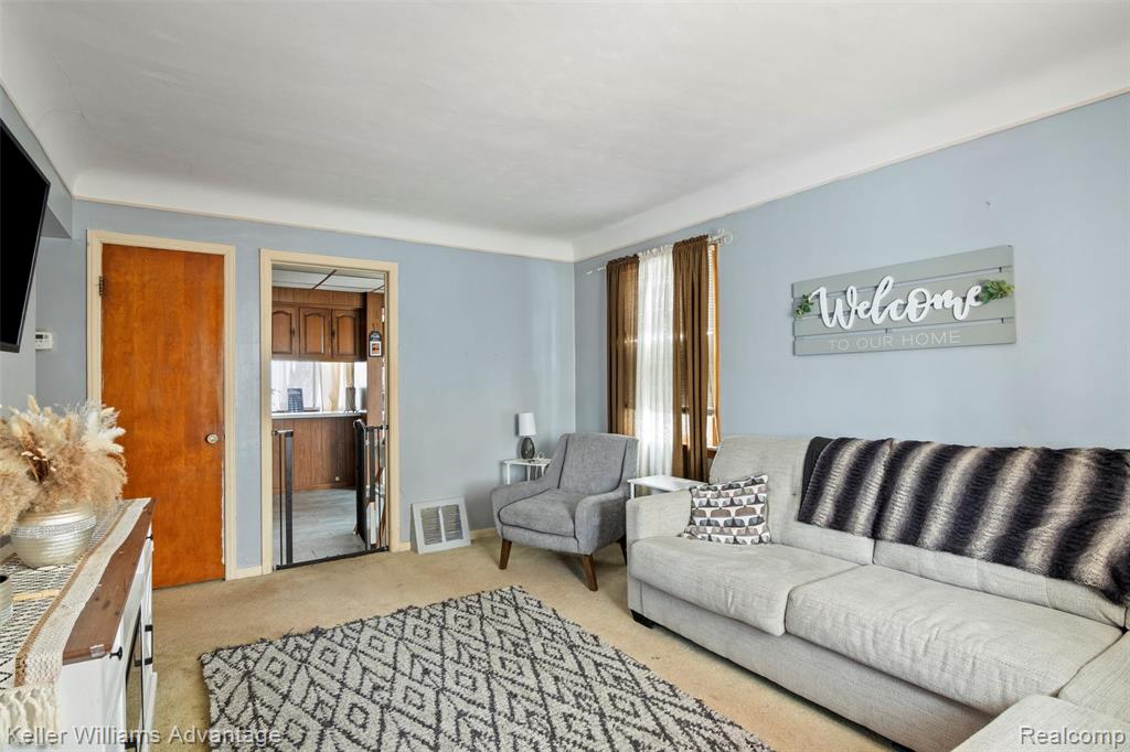 2085 Thomas Street, Lincoln Park, MI 48146 — Photo 7