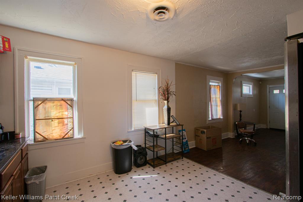 8284 Dodge Avenue, Warren, MI 48089 — Photo 9