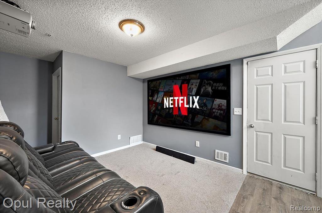 49714 Draper Circle, 87, Plymouth, MI 48170 — Photo 31