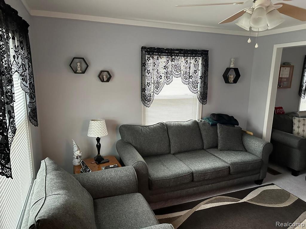 8428 BUSKO Avenue, Warren, MI 48093 — Photo 2